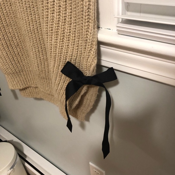 Vest - Picture 4 of 4